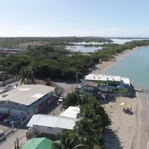 Guest house Luichy's Seaside At Playa El Combate